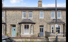 Lovely Spacious Home, 8Mins Walk To York Minster