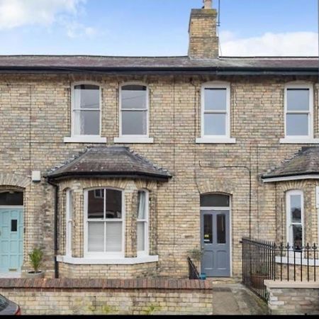 Lovely Spacious Home, 8Mins Walk To York Minster Exterior photo